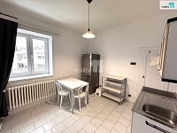 Pronájem 1+1/B, 49 m2, cihla, zařízený, Praha 8 Kobylisy  - 6