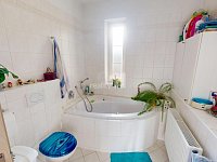 Prodej rodinného domu 259m2, s pozemkem 476m2, Srázná, Jihlava - 7