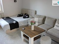 Pronájem pěkného bytu 1+1 svárov 37 m2 po rekonstrukci - 13