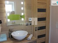 Pronájem pěkného bytu 1+1 svárov 37 m2 po rekonstrukci - 6