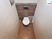 Moderní byt 1+kk s balkonem 35 m2, Ul. Modenská , Praha 10, Horní Měcholupy - 8