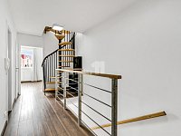 Rodinný dům 5+kk se zahradou, terasami a výhledy – Praha 4, Libuš, ulice K Hájovně - 15