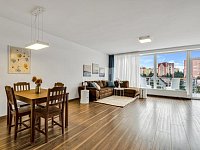 Rodinný dům 5+kk se zahradou, terasami a výhledy – Praha 4, Libuš, ulice K Hájovně - 9