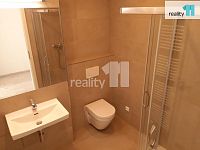 Pronájem  bytu 1+kk 39 m2 s terasou 24 m2, garážové stání, Jesenice u Prahy - 2