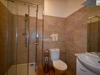 Byt 1+1 Police nad Metují - koupelna