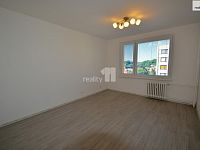 Byt 1+1 Police nad Metují - pokoj