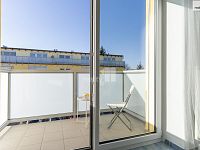 Prodej světlého bytu 2+kk 57 m² s balkonem 6 m2– Jesenice u Prahy - 13