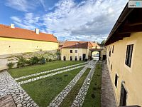 Pronájem obchodních prostor