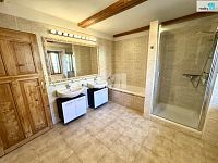 Pronájem obchodních prostor - 17