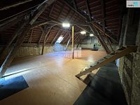 Pronájem obchodních prostor - 25