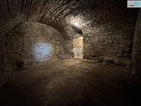 Pronájem obchodních prostor - 27