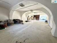 Pronájem obchodních prostor - 6