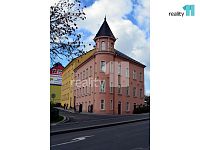 Pronájem kanceláře, Karlovy Vary, 21 m2 - Budova