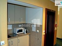 Pronájem kanceláře, Karlovy Vary, 21 m2 - Kuchyňka