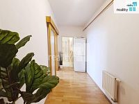 Pronájem, byt 2+kk, 58 m2, ul. Třídvorská, Kolín V - 8