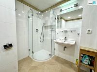 pronájem bytu 3KK, 85m2, na metru Strašnická, garáž  - 8