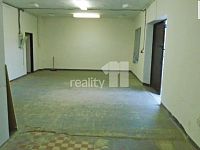 pronájem skladu 150m2 v přízemí s manipulační plochou 100m2 v centru Ostravy - 6