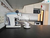 Pronájem 2+kk na Radlické: město za dveřmi, domov uvnitř - 7