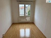 Prodej, byt 3+1 s lodžií, Klatovy, ul. Na Chuchli - 11