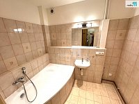 Pronájem bytu 2+kk, 49 m2, cihla, nezařízený, Praha 3 - Vinohrady - 10