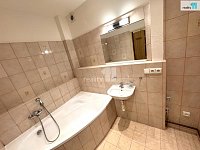 Pronájem bytu 2+kk, 49 m2, cihla, nezařízený, Praha 3 - Vinohrady - 8