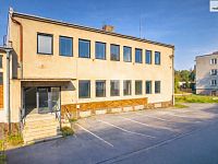  Zrekonstruovaný komerční objekt s občanským využitím, Jindřichův Hradec