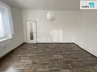 Pronájem, byt 1+1, 35 m2, se zahradou, Dobřany, ul. Palackého - 14