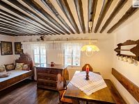 Kouzelná roubenka 4+kk s autentickou atmosférou – Benešov u Semil - 3