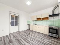 Prodej, byt 3+1, 88 m2, Veltruby - 3