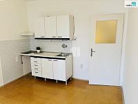 Pronájem bytu G, 24 m2, Praha 3 - 4
