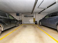 Pronájem slunného bytu 2+kk (78 m²) se dvěma balkony a nádherným výhledem na Prahu - 21