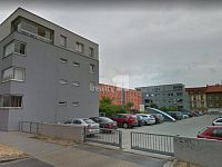 Pronájem, parkovací stání na uzavřeném parkovišti, Plzeň, ul. Poděbradova - 5