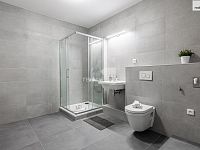 Pronájem bytu 2+kk, 56 m2, Praha 8 - 5