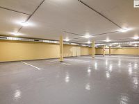 Pronájem bytu 2+kk, 56 m2, Praha 8 - 9