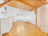 Prodej exkluzivního mezonetového bytu 6+kk se dvěma balkony, v centru Českých Budějovic - 7