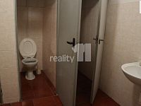 pronájem skladu 7 m2 s rampou v přízemí v obchodním domě Bohemia v Ostravě Porubě - 3