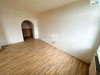 Pronájem, 3+kk, 90 m2, Dobřany, Lipová ul. - obývací pokoj
