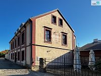 Prodej víceúčelového komerčního objektu s bytem, 540 m2, Rokycany, ul. Dolní příkopy - 30