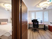 Kompletně zařízený, designově laděný byt 3kk/2xL - pracovna vč. vybavení