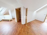 Prodej rodinného domu 178m2, s pozemkem 813m2, Křelovice - 26