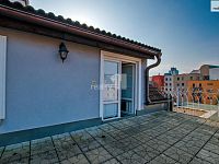 Pronájem podkrovního bytu 2+kk, 65 m2 Liberec - 10