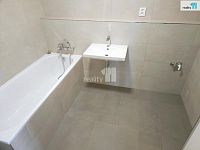 Pronájem zcela nového bytu 2+kk s terasou, sklepem a parkovacím stáním – Brandýs nad Labem - 12
