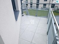 Pronájem zcela nového bytu 2+kk s terasou, sklepem a parkovacím stáním – Brandýs nad Labem - 8