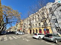 Pronájem bytu 2+kk, 51 m2, cihla, zařízený, Praha 8 - Karlín - 12