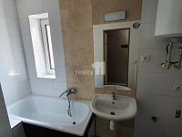 Prodej mezonetového bytu 2+kk, 54,6 m², Praha 9 – Českobrodská, po rekonstrukci - 3