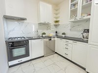 Prodej bytu 2+kk, 51 m2 Sedlčanská, Praha 4 - 11