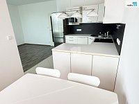 Byt 2+kk 60 m2 s terasou a parkovacím stáním, Praha, Letňany, ul. Pavla Beneše - 5