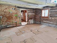 Maršov u Úpice: poloroubenka k rekonstrukci | pozemek 2 328 m² | stodola a dílna - 11