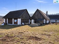 Maršov u Úpice: poloroubenka k rekonstrukci | pozemek 2 328 m² | stodola a dílna - 30