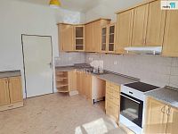 Pronájem rodinného domu s 2 bytovými jednotkami 3+1 a zahradou, Studénka (Nová Paka) - 3